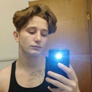 Meet your Posher, Dylan